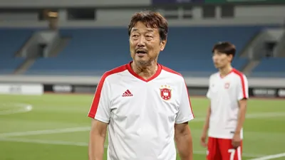 대한민국: 23세 이강인은 2024년 7월 18일 아틀레티코 마드리드에 입단식을 마쳤고, 파리 생제르맹을 떠나 2031년까지 계약을 체결했다