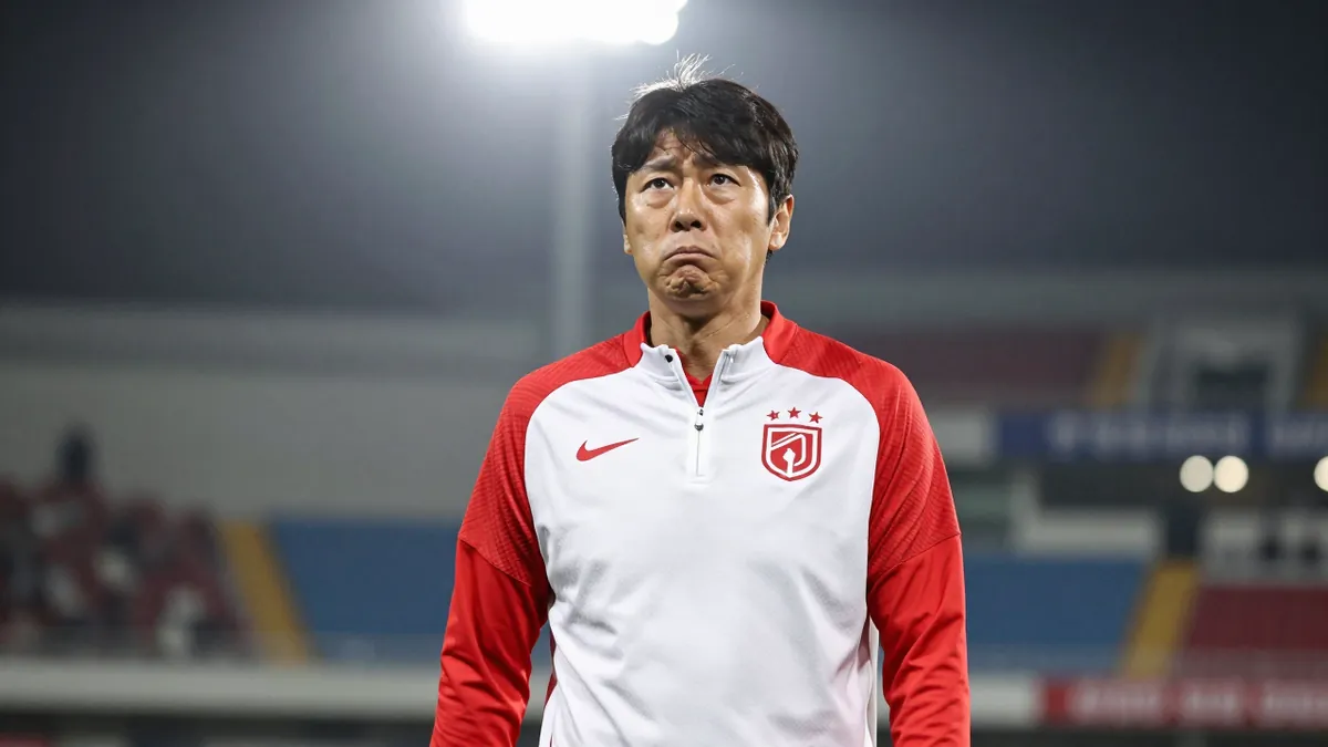4억 2186만 원이면 대표팀 감독? 최악의 스캔들, KFA 경찰 수사 보며 꺼낸 비밀